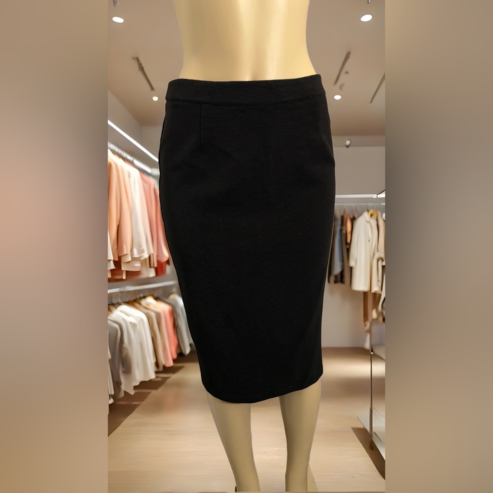 Versona Classic Black Pencil Skirt